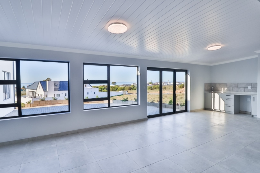 4 Bedroom Property for Sale in Da Gama Bay Western Cape